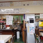 まるよし食堂 - 店内の様子