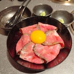 しゃぶらく亭 - ローストビーフ丼1000円