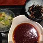 ふく泉 - トンカツソースがたくさんでｇｏｏｄ。