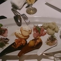 The Kitchen Salvatore Cuomo NAGOYA - 前菜盛合せ❀
                2品ずつなので3人でｼﾞｬﾝｹﾝ(笑)