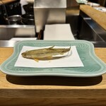 天蒼々 - 公魚　15,6センチはある堂々たる公魚｡〝子〟がたくさん詰まって、食感も楽しい｡