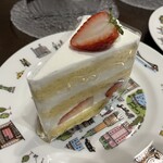 ラ・プレシューズ - ショートケーキ　600円