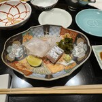 Tensousou - 鯛と太刀魚｡鯛の適度にこなれたネットリ歯触りがすばらしい｡それに比して太刀魚が〝香らない〟のが残念｡