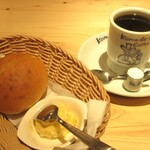 Komeda Kohi Ten - コメダのモーニング