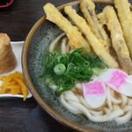 資さんうどん - 料理写真: