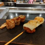 Kushigekijou Tokunagaza - 串焼き しそ巻き＆キムチチーズ巻き
