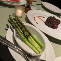 37 Steakhouse & Bar - 
