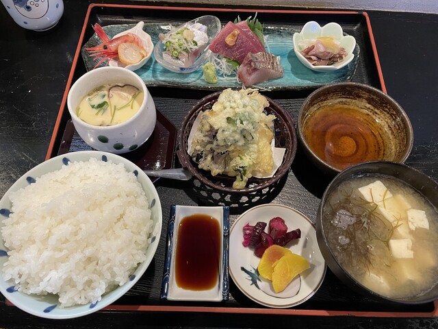 お食事処 八角 &ndash; 新庄の本格和食｜ランチ・ディナーで満足の味と雰囲気