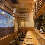 中華蕎麦 とみ田 - 店内の様子（カウンター席）