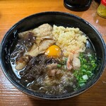 蔵之助 - デラックスうどん（海老天、肉、きつね、海苔、おぼろ昆布）