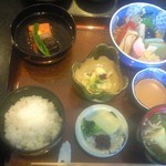 花菱 - 摩仁膳\6300の一の膳。見た目で楽しむお造り風のもどき料理（右上）や甘草などの珍しい食材を使ったもの（真ん中）など、大変な創意工夫を感じます