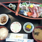 とびしま - 舟盛膳１０５０円旦那が、食べましたぁ～ヾ(*´∀｀*)ﾉ