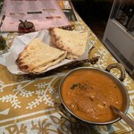 Indian Restaurant Shri Aruna - ココナッツシーフードカレーとアルカルチャ