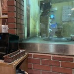 シュリアルナ - オープンキッチンのタンドリー