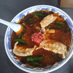 満州ニラら～めんの店 さかえや - 満州ニララーメン（中），ギョーザ