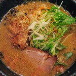 Sammaru Ichigyouza - 胡麻みそラー麺 690円