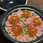 炭火焼肉 みさも - いちぼといくらの土鍋ごはんハーフ
