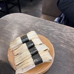 亀正くるくる寿司 - アナゴ一本巻き？