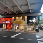 Hooters Ginza - 