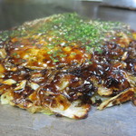お好み焼プラザ - プラザ焼き3品入り（1000円）豚，イカ，エビ