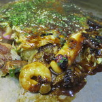 お好み焼プラザ - プラザ焼き3品入り（1000円）豚，イカ，エビ