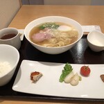 みこころ 無添加チャイナ935 - レアなワンタン麺！美しい