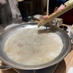 博多水炊き 鉄板焼き鳥 囲み屋 やおぎ - 