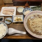 炭火焼濃厚中華そば 奥倫道 - 