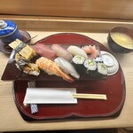 Maruhachi Zushi - 