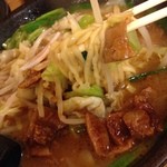 ８番らーめん 中川原店 - ホルモンラーメンアップ