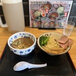 麺屋 MARUHIDE - つけ麺 900円