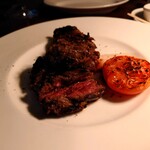 THE BELCOMO - アメリカ産のハラミステーキ、肉の旨味が凝縮