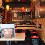 大衆居酒屋 だるま - 店内