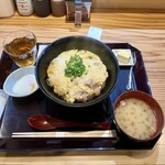 〇赤坂 - ふわとろとりたま丼1,000円