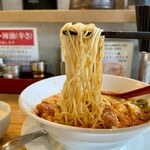 すする 担々麺 - 「排骨(パイコー)担々麺」の麺
            2024年2月20日