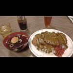 日進食堂 - カツカレー 1000円税込