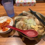 にぼしらーめん88 - 「特製にぼしラーメン(並)(1,250円)」