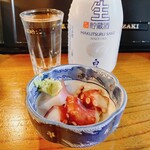 芳寿司支店 - 冷酒タコぶつ