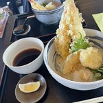 本格手打ちうどん とも作 - 