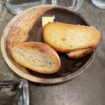 Bistro panier - 自家製パン
