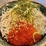 Kamakuradomburiichiba - 3色丼