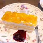 珈琲処ボナール - 林檎と桃のケーキ