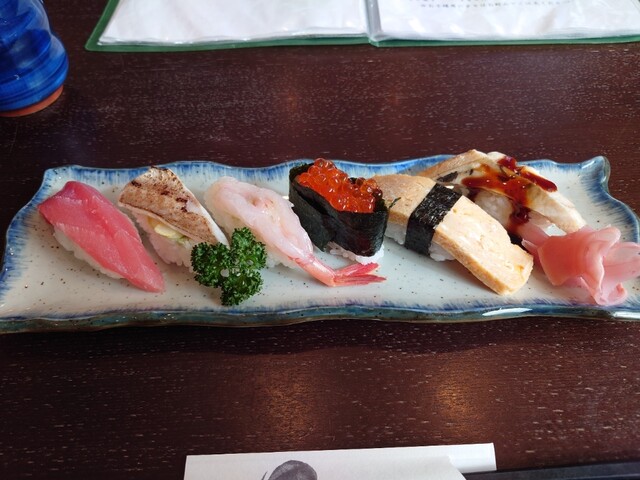 城伸寿司 - 岩切（寿司）の写真