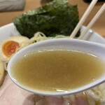 Kitasenjuniboshi Chuukasoba Karen - 特製煮干中華蕎麦　スープ