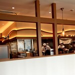 本格手打 もり家 - 外から見ると木のぬくもり感じる店内ポンセ