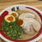 餃子拉麺酒場 暖暮 - 半熟煮玉子ラーメン980円