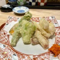 対馬のどぐろとイカ活き造り 博多 魚蔵 都ホテル店 - 