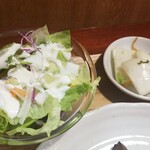 キッチン ブルー グローブ - サラダ、おしんこのアップ