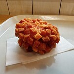 NO BREAD NO LIFE ＆ NO CURRY NO LIFE - 赤いトマトカレーパン