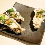 焼き貝 久遠 - 2014.1 生牡蠣3種盛り合せ（1,000円）三重県ももこまち×2、長崎県小長井漁港